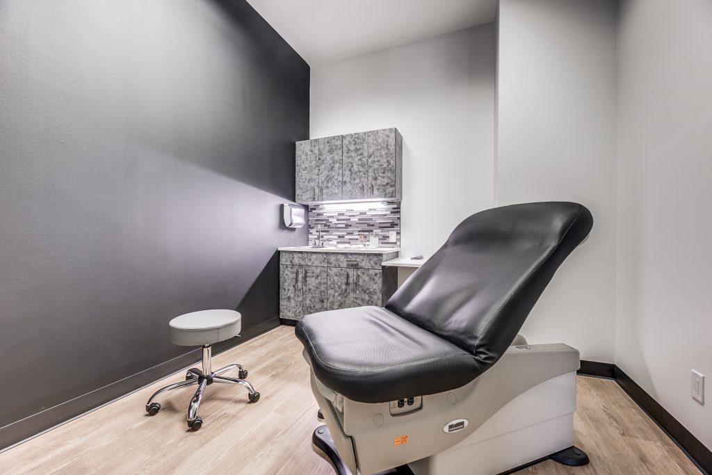 Ablavsky Plastic Surgery - exam room