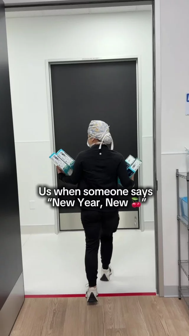 Before you book a consult, here are a few things every patient should know ⬇️
ㅤ
✨ Implants aren’t one-size-fits-all
Size, shape, profile, and placement all affect your final result. What looks good on someone else may not suit your frame.
ㅤ
⏳ They’re not lifetime devices
Breast implants don’t automatically need replacement every 10 years—but they do require long-term monitoring.
ㅤ
🔍 Placement matters
Over vs. under the muscle impacts movement, recovery, and how natural the breasts look.
ㅤ
⚖️ Bigger ≠ better
Going too large can increase the risk of discomfort, back pain, stretching, or needing a revision later.
ㅤ
🩺 Revisions are normal
Many women eventually choose implant exchange, downsizing, or removal—and that’s okay.
ㅤ
The best results come from realistic expectations + a personalized plan 💬
ㅤ
📌 Save this if you’re considering implants
💬 Comment your questions—we’ll answer them honestly
ㅤ
#BreastImplantSanAntonio #BreastAugmentation #MommyMakeovers