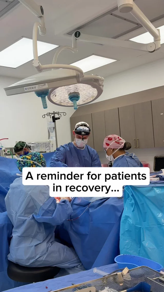 No one really prepares you for the healing phase after surgery.
The swelling, the emotions, the ups and downs; it’s all part of the process.
ㅤ
Give yourself grace.
Follow your care plan.
Rest without guilt.
Healing takes time, and that time is worth it.
ㅤ
#MommymakeoverSanAntonio #Tummytuck #mommymakeover